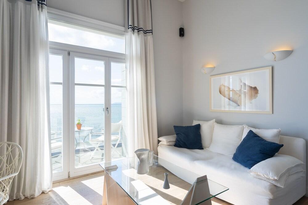 קורוטה Dexamenes Seaside Hotel מראה חיצוני תמונה